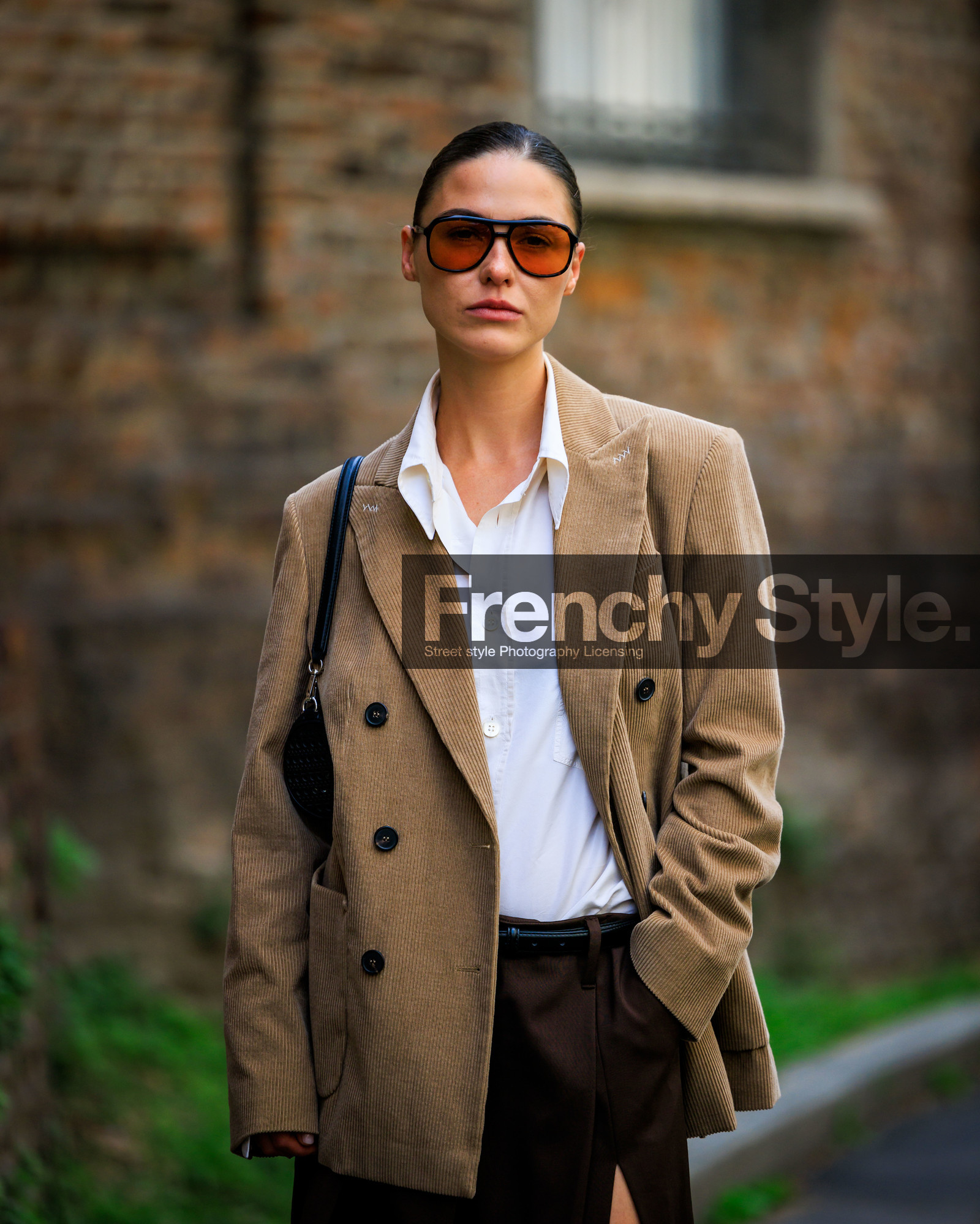 fashion week, frenchystyle, street style, jonathan paciullo, FW, MFW, MILAN, SPRING SUMMER 2024, SS 24, vertical, atmosphere details, detail