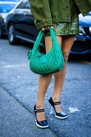 green jacket, denim jacket, mini skirt, green midi dress, printed skirt, animal print, snake skirt, miu miu handbag, pleated bag, details, close up, prada shoes, green ring, street style, jonathan paciullo, FW, frenchystyle, fashion week, MFW, MILAN, FALL WINTER 2022_2023, AUTUMN WINTER 2022-2023, FW 22-23, vertical, atmosphere details