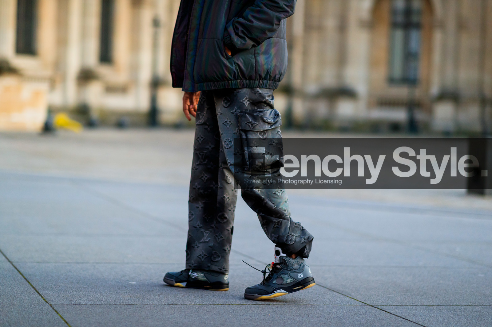 black coat, down jacket, grey pants, grey leather sneakers, high sneakers, monogrammed pants, louis vuitton pants, nike shoes, close up detail, legs detail, air jordan shoes, fashion week, frenchystyle, FW, jonathan paciullo, street style, PFW, PARIS, horizontal, atmosphere details, detail
