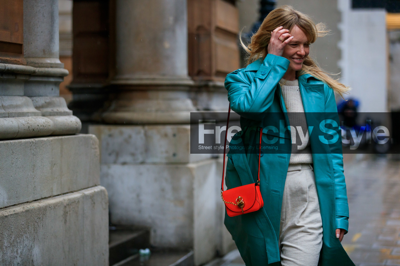jeanette madsen, blue leather jacket, blue leather coat, long jacket, green jacket, green coat, red leather bag, shoulder bag, j w anderson bag, white pullover, white pants, high waist pants, flare pants, close up detail, fashion week, frenchystyle, FW, jonathan paciullo, street style, LFW, LONDON, AUTUMN WINTER 2020-2021, FALL WINTER 2020-2021, FW 20-21, horizontal, atmosphere details, detail