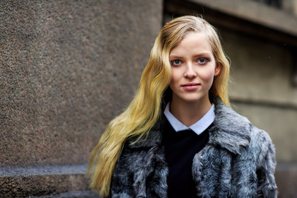atmosphere details, AUTUMN WINTER 2016-2017, AW 16-17, blond hair, detail, FALL WINTER 2016-2017, fashion week, frenchystyle, fur jacket, FW, FW 16-17, grey fur, grey jacket, horizontal, jonathan paciullo, LFW, LONDON, long hair, MENSWEAR, model, navy sweater, piene burgers, portrait, street style, wet hair, white shirt