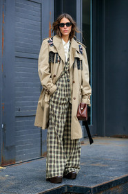 jen wonders, light beige trench coat, floral embroidered trench coat, fringe trench coat, sequins trench coat, checked pants, checked jacket, light beige jacket, light beige pants, black pants, black jacket, brown leather boots, platform shoes, camel leather clutch, white shirt, green pants, green jacket, pearl embroidered trench coat, fashion week, frenchystyle, FW, jonathan paciullo, street style, AUTUMN WINTER 2020-2021, FALL WINTER 2020-2021, FW 20-21, vertical, full length, NYFW, NEW YORK