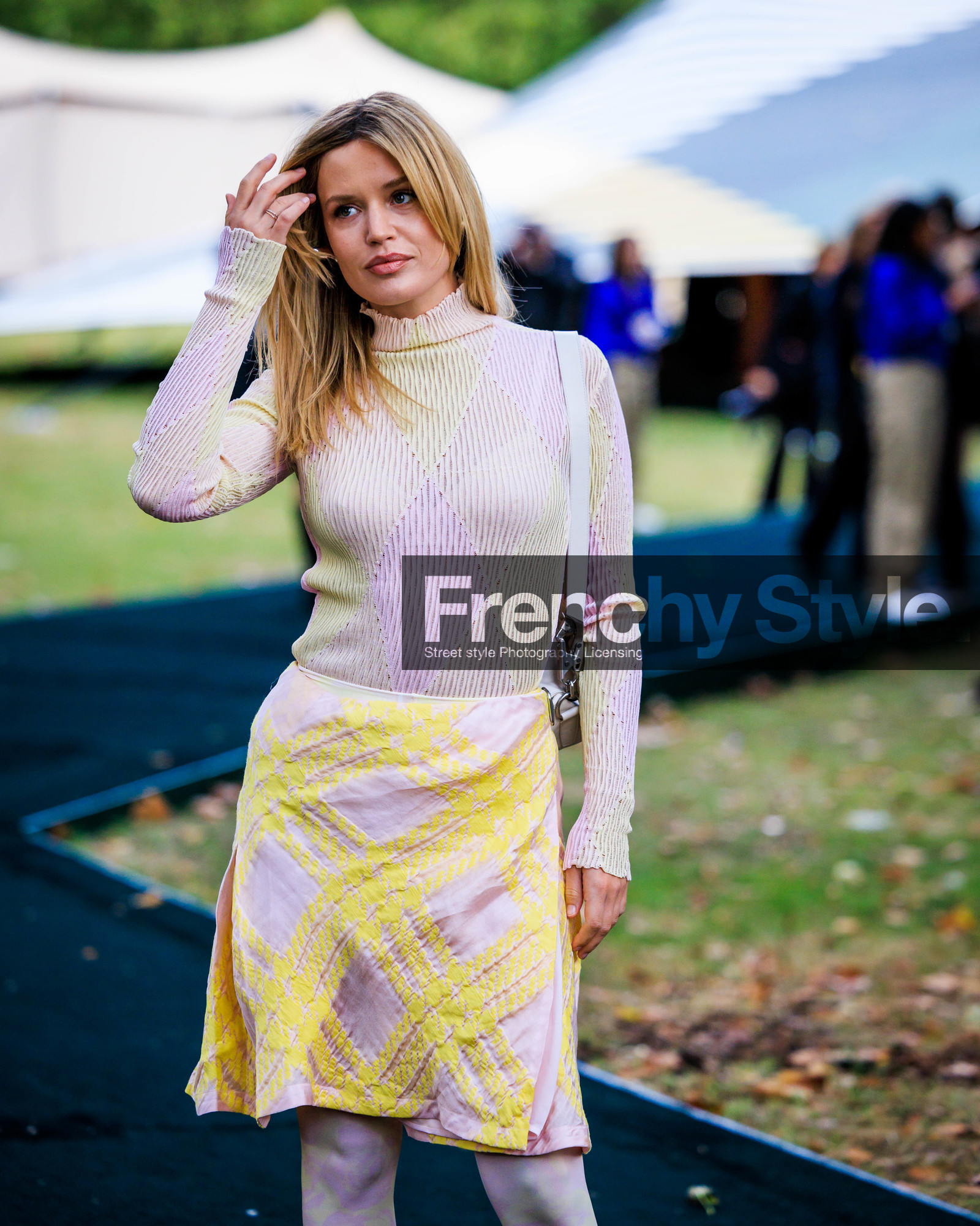 fashion week, frenchystyle, FW, jonathan paciullo, street style, LFW, LONDON, atmosphere details, detail, SPRING SUMMER 2024, SS 24