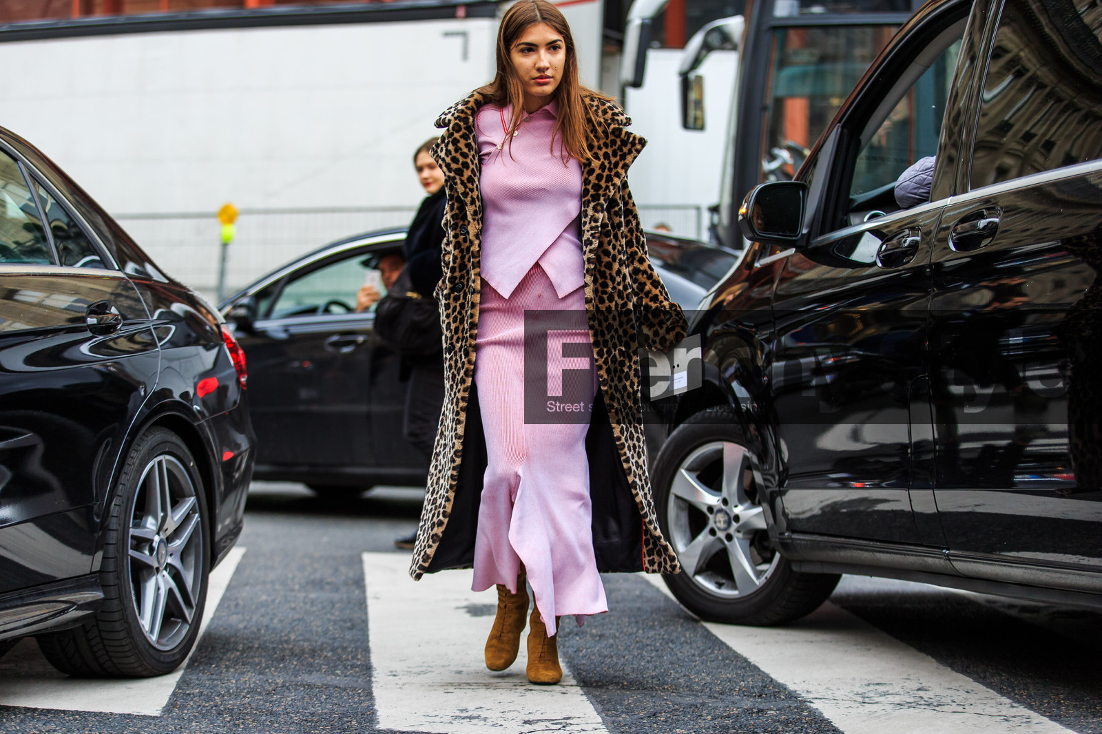 animal print, atmosphere details, AUTUMN WINTER 2016-2017, AW 16-17, camel boots, detail, FALL WINTER 2016-2017, fashion week, frenchystyle, fur coat, FW, FW 16-17, horizontal, jonathan paciullo, leather boots, leopard coat, leopard print, long skirt, PARIS, patricia manfield, PFW, pink skirt, pink top, printed coat, street style, suede shoes