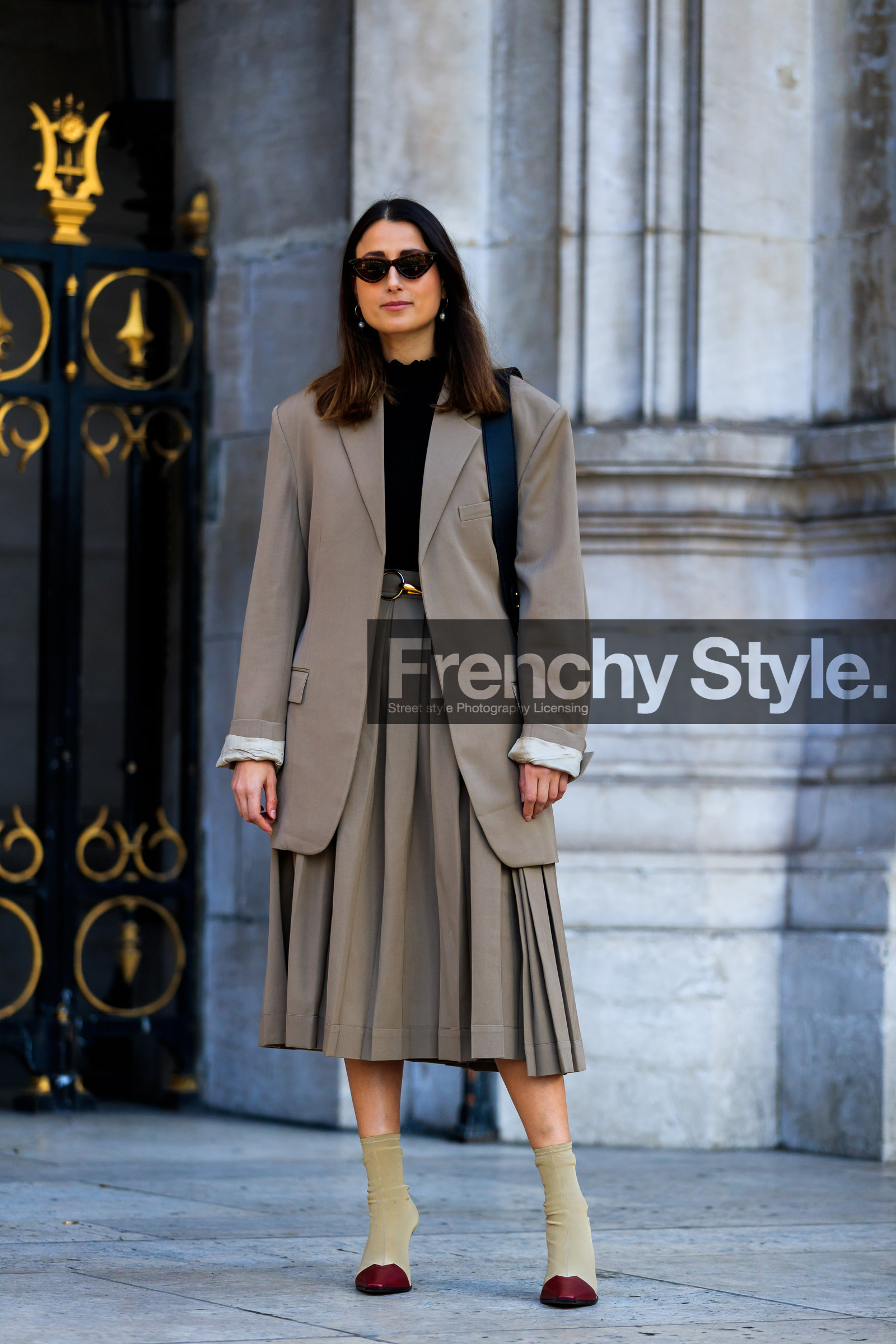 beige jacket, beige shoes, beige skirt, black sweater, blazer, high heels, leather shoes, pleated skirt, sunglasses, street style, jonathan paciullo, FW, frenchystyle, fashion week, PFW, PARIS, AUTUMN WINTER 2018-2019, FALL WINTER 2018-2019, FW 18-19, vertical, full length, julia haghjoo