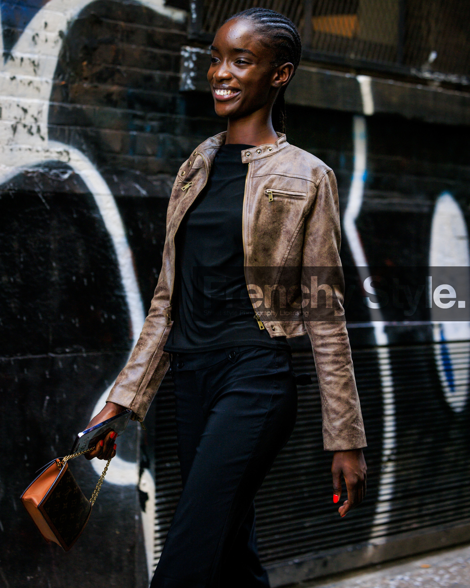 jonathan paciullo, FW, frenchystyle, fashion week, street style, vertical, detail, atmosphere details, NEW YORK, NYFW, SPRING SUMMER 2024, SS 24
