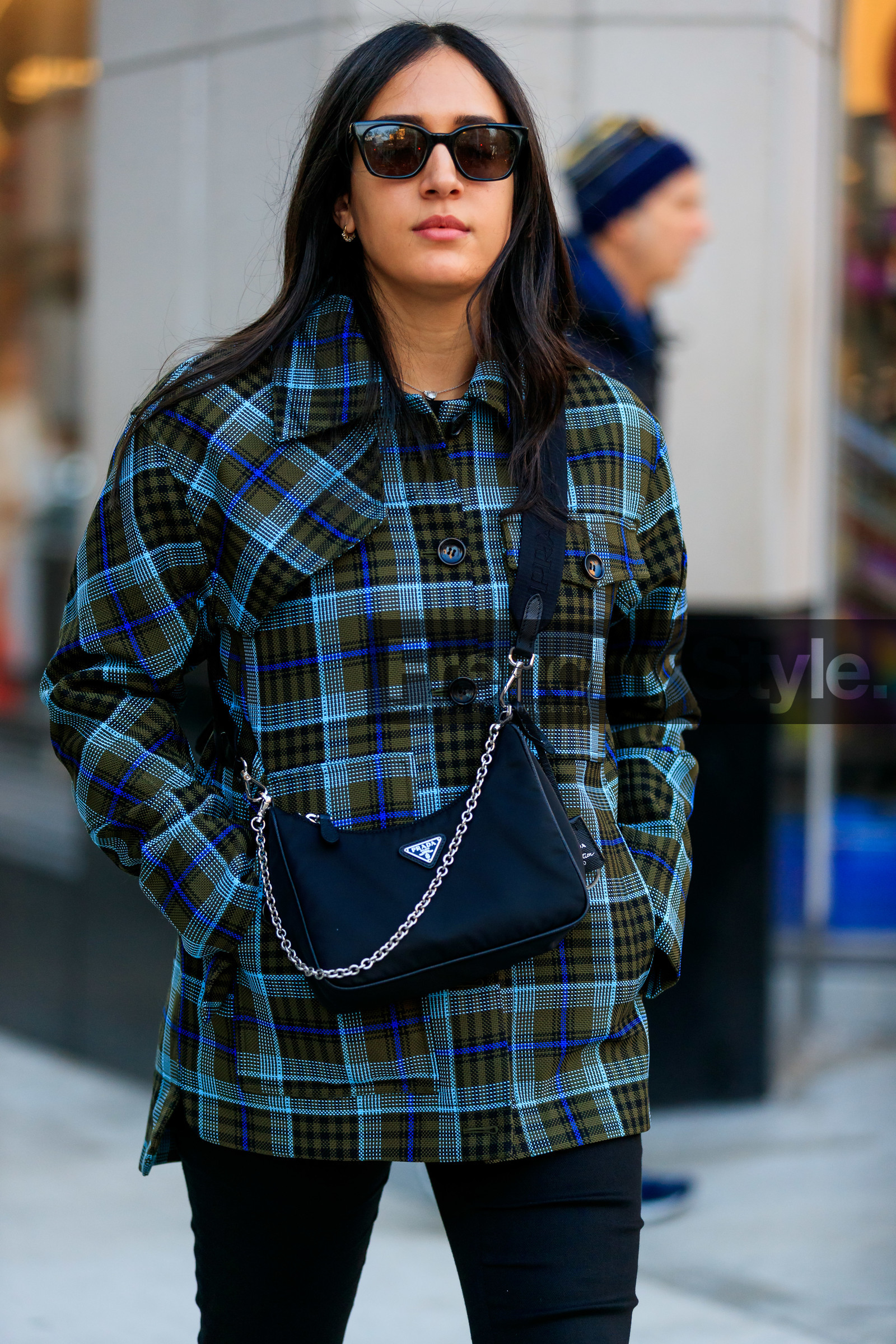 checked coat, checked jacket, kaki jacket, kaki coat, light blue coat, light blue jacket, prada bag, crossbody bag, black bag, mini earrings, mini hoop earrings, fashion week, frenchystyle, FW, jonathan paciullo, street style, FALL WINTER 2020-2021, AUTUMN WINTER 2020-2021, FW 20-21, vertical, atmosphere details, detail, NYFW, NEW YORK