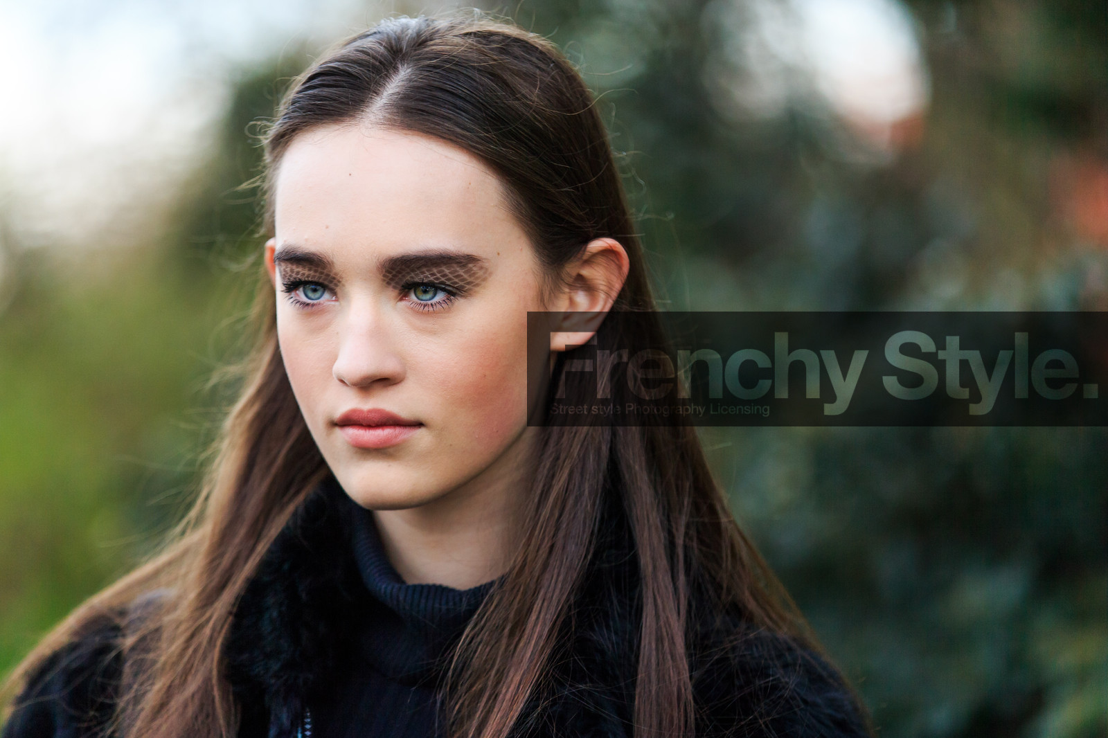 atmosphere details, AUTUMN WINTER 2016-2017, AW 16-17, black fur, black jacket, detail, elizabeth davison, eyeshadow, FALL WINTER 2016-2017, fashion week, frenchystyle, fur jacket, FW, FW 16-17, horizontal, jonathan paciullo, long hair, model, natural, PARIS, PFW, portrait, skincare, street style