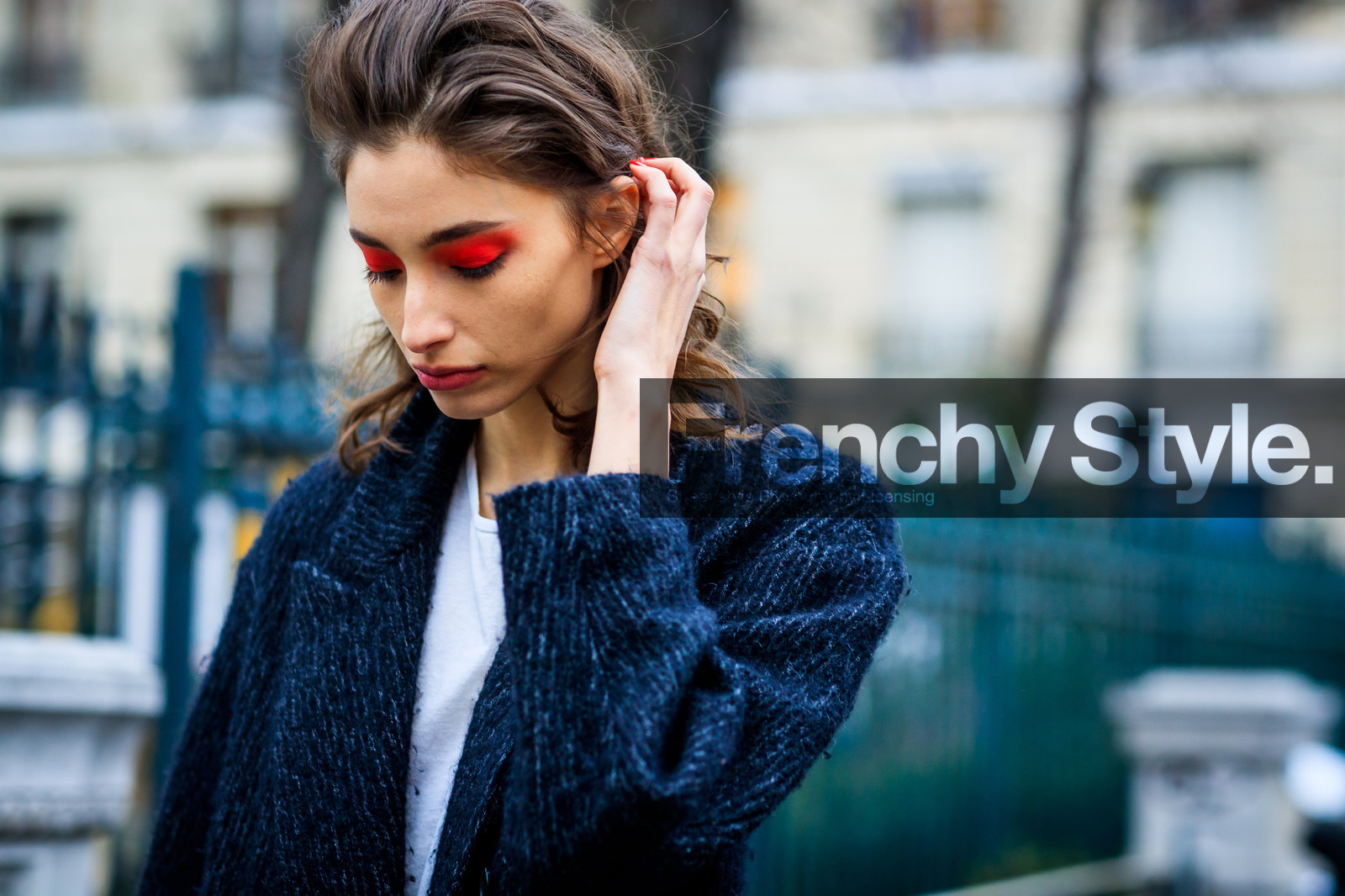 black coat, eyeshadow, fashion week, frenchystyle, FW, jonathan paciullo, street style, PFW, PARIS, SPRING SUMMER 2017, SS 17, HAUTE COUTURE, atmosphere details, detail, horizontal, portrait, model