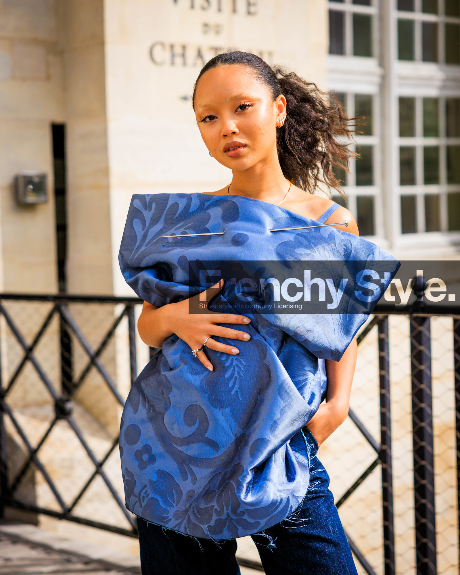 PARIS, PFW, fashion week, frenchystyle, FW, jonathan paciullo, street style, SPRING SUMMER 2024, SS 24, vertical, atmosphere details, detail