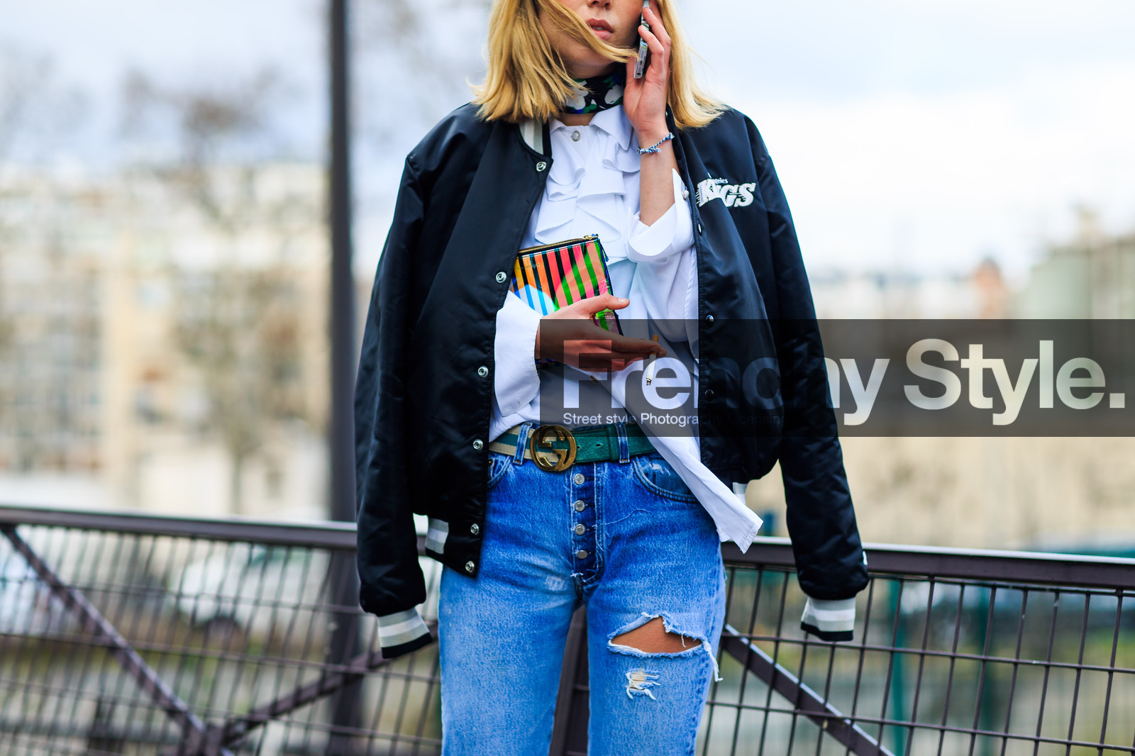 atmosphere details, AUTUMN WINTER 2016-2017, AW 16-17, bandana, black jacket, blue denim, bomber jacket, denim pants, detail, FALL WINTER 2016-2017, fashion week, frenchystyle, FW, FW 16-17, graphic clutch, green belt, gucci, horizontal, iphone, jeans, jonathan paciullo, leather clutch, multicolor bag, over the shoulder, PARIS, PFW, printed jacket, ripped pants, street style, striped clutch, trousers, white shirt