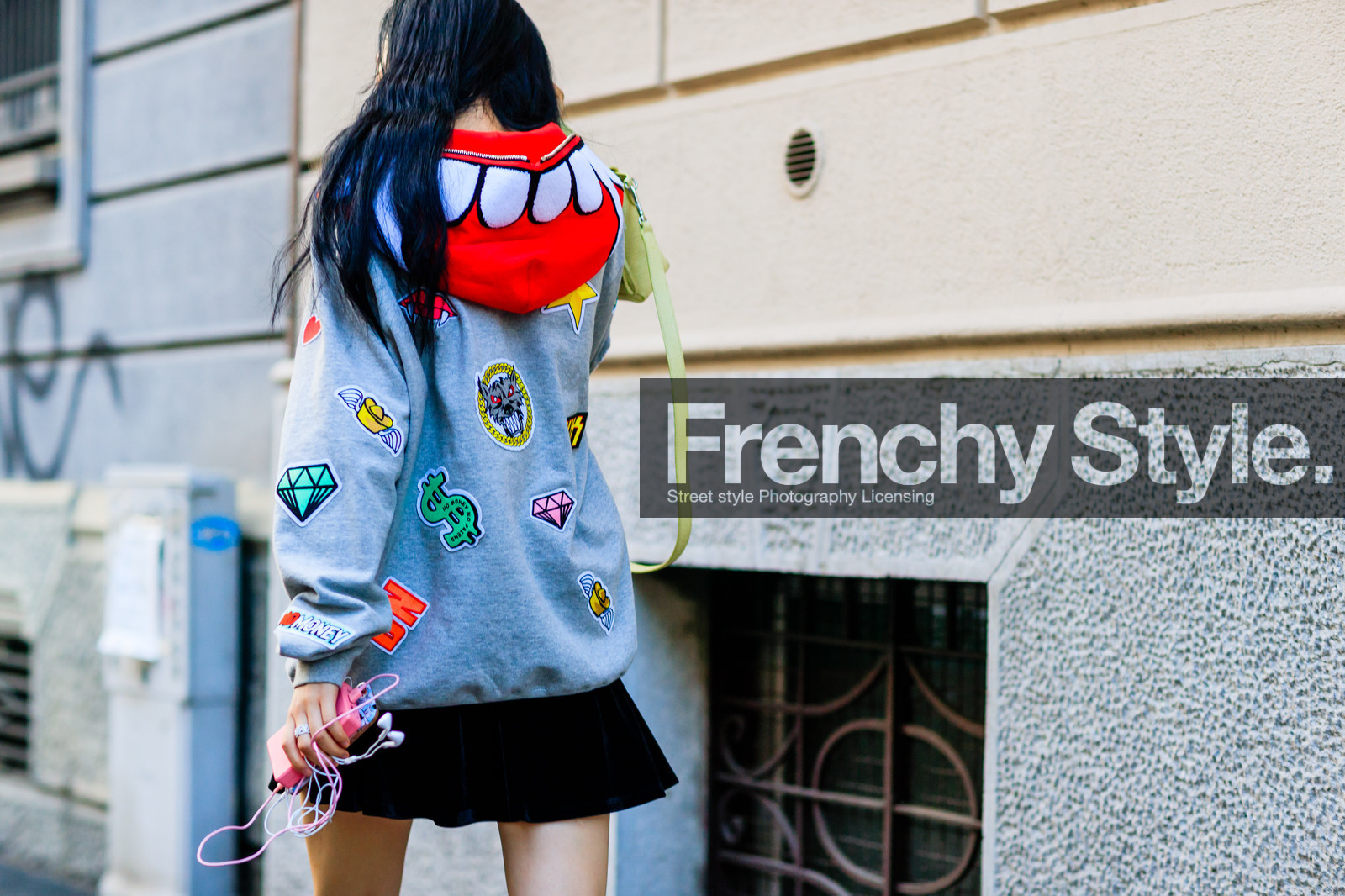 american, atmosphere details, back detail, black skirt, cartoon, detail, drawings, embroidered sweater, fashion week, frenchystyle, FW, grey sweater, hood, hoodie, horizontal, jonathan paciullo, MFW, MILAN, model, printed sweater, SPRING SUMMER 2017, SS 17, street style