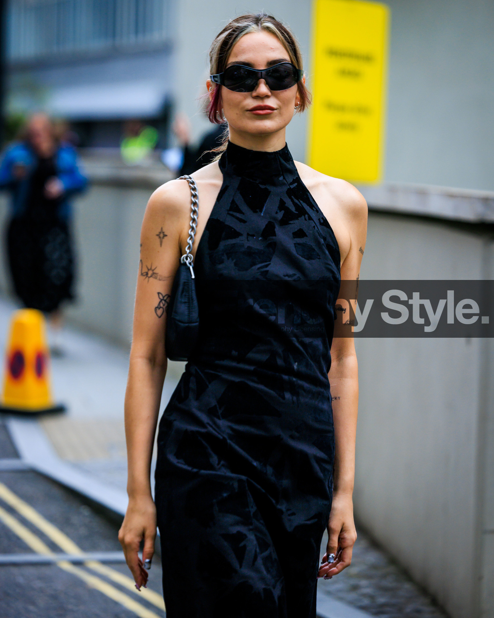 fashion week, frenchystyle, FW, jonathan paciullo, street style, LFW, LONDON, atmosphere details, detail, SPRING SUMMER 2024, SS 24