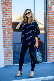 balenciaga, black bag, black pants, black shoes, black sweater, fashion week, frenchystyle, full length, FW, graphic bag, high heels, jonathan paciullo, leather bag, leather shoes, MFW, MILAN, printed bag, printed sweater, SPRING SUMMER 2018, SS 18, street style, sunglasses, tone on tone, total look black, trousers, vertical