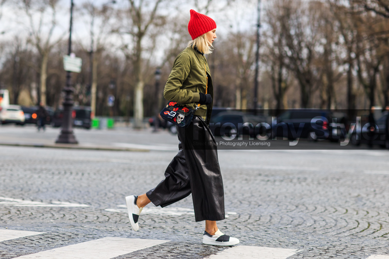 atmosphere details, AUTUMN WINTER 2016-2017, AW 16-17, baguette clutch, black pants, blue denim, bomber jacket, denim bag, embroidered bag, FALL WINTER 2016-2017, fashion week, fendi, frenchystyle, full length, FW, FW 16-17, horizontal, jonathan paciullo, kaki jacket, leather pants, leather sneakers, PARIS, PFW, red beanie, Samantha Angelo, street style, white sneakers