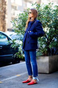 AUTUMN WINTER 2017-2018, AW 17-18, blazer, blue bandana, blue denim, carlotta oddi, FALL WINTER 2017-2018, fashion week, frenchystyle, full length, FW, FW 17-18, gucci, jeans, jonathan paciullo, leather shoes, MFW, MILAN, mule, navy jacket, red shoes, street style, sunglasses, trousers, vertical