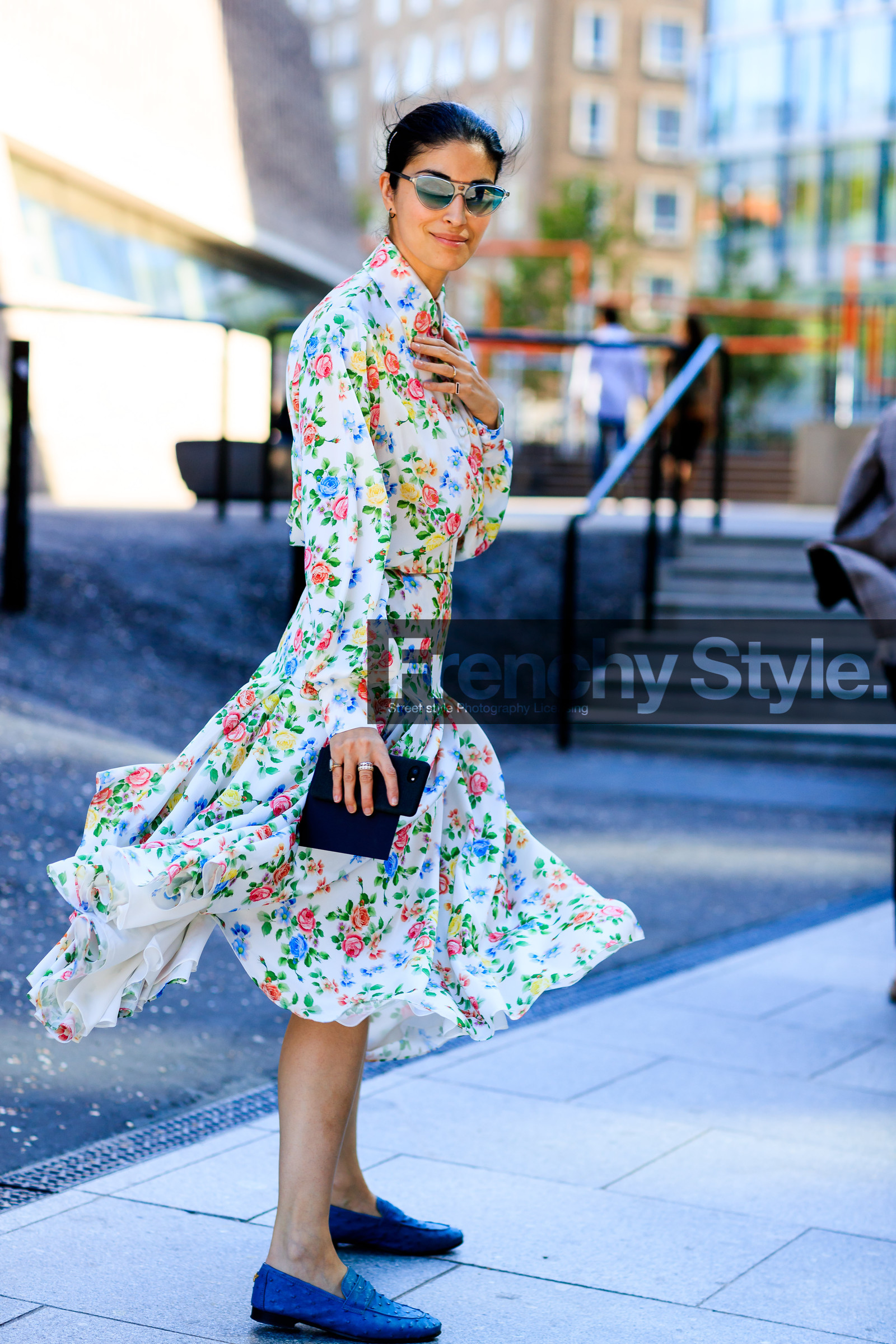 blue shoes, caroline issa, floral, flowers, graphic shirt, graphic skirt, leather shoes, printed shirt, printed skirt, sunglasses, fashion week, frenchystyle, FW, jonathan paciullo, street style, LFW, LONDON, SPRING SUMMER 2019, SS 19, vertical, detail, atmosphere details