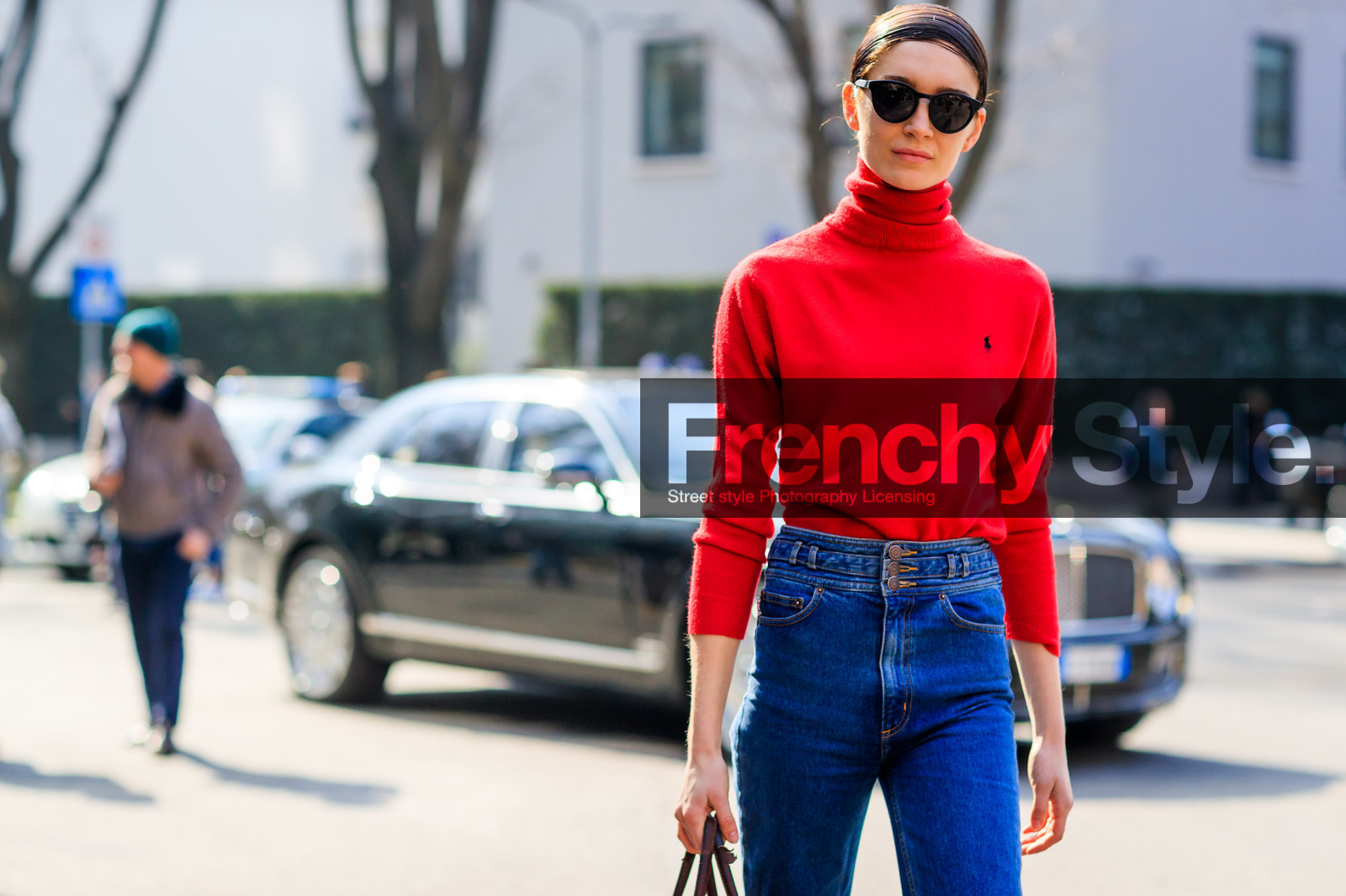 atmosphere details, AUTUMN WINTER 2017-2018, AW 17-18, blue denim, céline, denim pants, detail, FALL WINTER 2017-2018, fashion week, frenchystyle, FW, FW 17-18, horizontal, janice alida, jeans, jonathan paciullo, MFW, MILAN, model, ralph lauren, red sweater, street style, sunglasses, trousers, turtleneck sweater