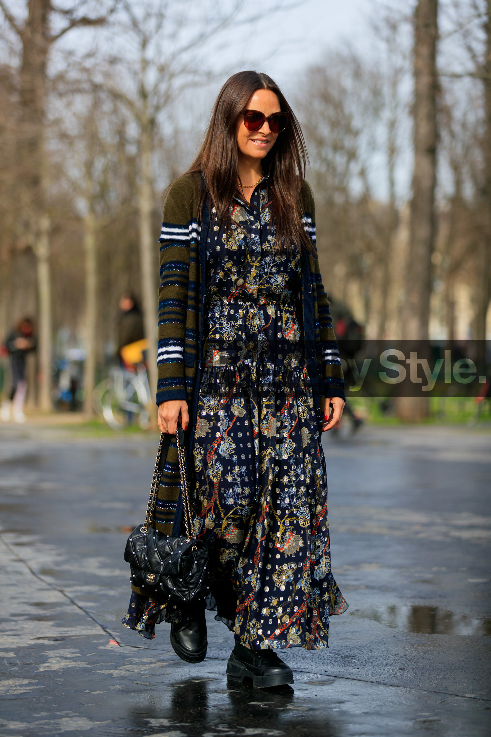 laure heriard dubreuil, kaki cardigan, navy blue cardigan, lurex cardigan, sequins cardigan, striped cardigan, floral printed dress, black dress, lurex dress, button dress, golden dress, polka dots dress, long dress, laced boots, black leather boots, flat boots, black leather bag, pearls bag, quilted bag, chanel bag, long cardigan, chanel cardigan, burgundy sunglasses, fashion week, frenchystyle, FW, jonathan paciullo, street style, PFW, PARIS, vertical, full length