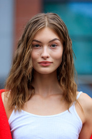AUTUMN WINTER 2017-2018, AW 17-18, detail, FALL WINTER 2017-2018, fashion week, frenchystyle, FW, FW 17-18, grace bol, grace elizabeth, jonathan paciullo, MFW, MILAN, model, natural, portrait, red cardigan, skincare, street style, vertical, white tank top