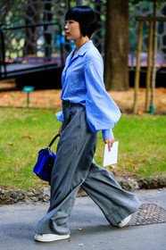adidas, blue bag, blue shirt, fashion week, frenchystyle, full length, FW, grey pants, jonathan paciullo, leather bag, leather shoes, leather sneakers, men shirt, MFW, MILAN, SPRING SUMMER 2017, SS 17, stan smith, street style, trousers, vertical, white sneakers, wide pants