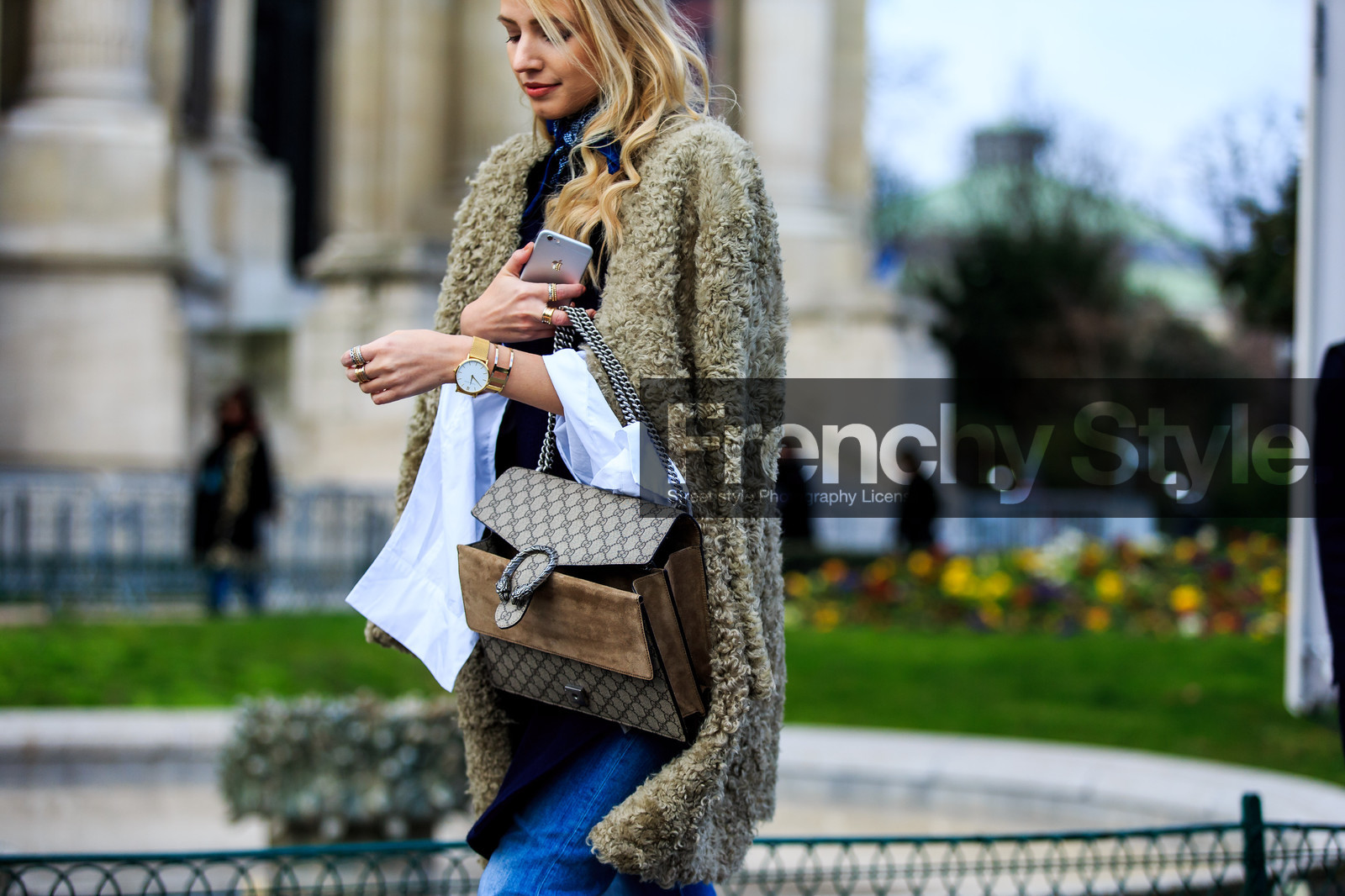 atmosphere details, AUTUMN WINTER 2016-2017, AW 16-17, beige bag, beige coat, beige fur, blue bandana, blue denim, blue knit, brown bag, denim pants, detail, FALL WINTER 2016-2017, fashion week, frenchystyle, fur coat, FW, FW 16-17, gucci, horizontal, jeans, jonathan paciullo, monogram, navy sweater, over the shoulder, PARIS, PFW, printed bag, street style, trousers, white shirt
