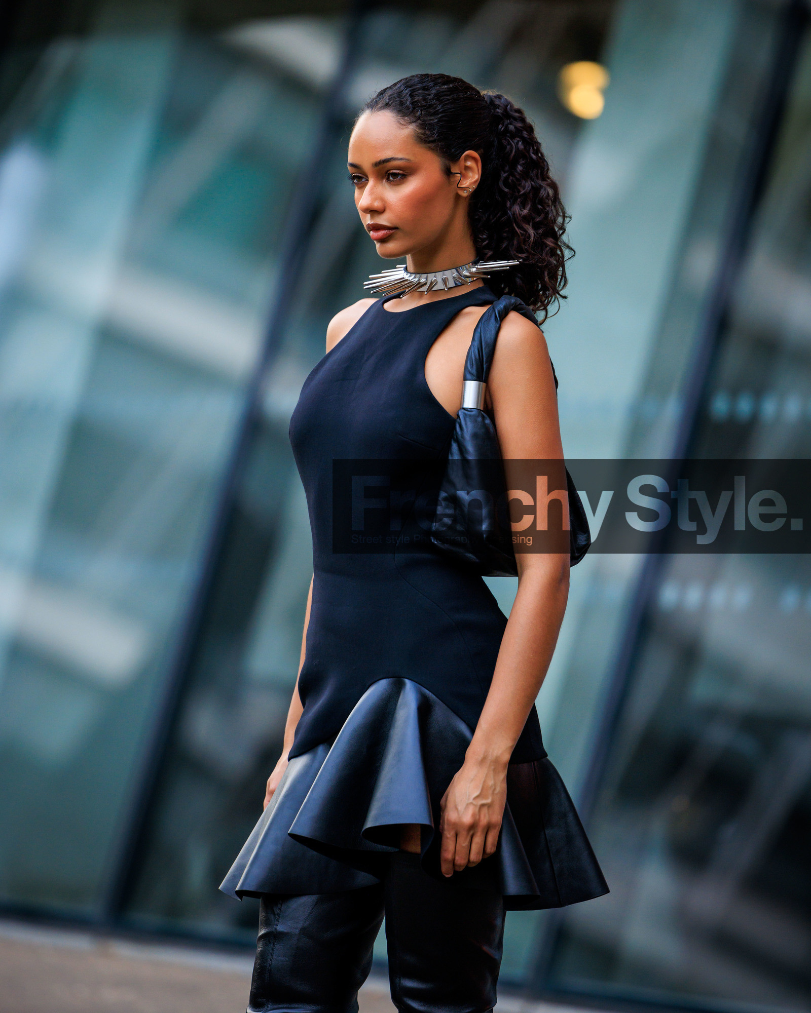 fashion week, frenchystyle, FW, jonathan paciullo, street style, LFW, LONDON, atmosphere details, detail, SPRING SUMMER 2024, SS 24