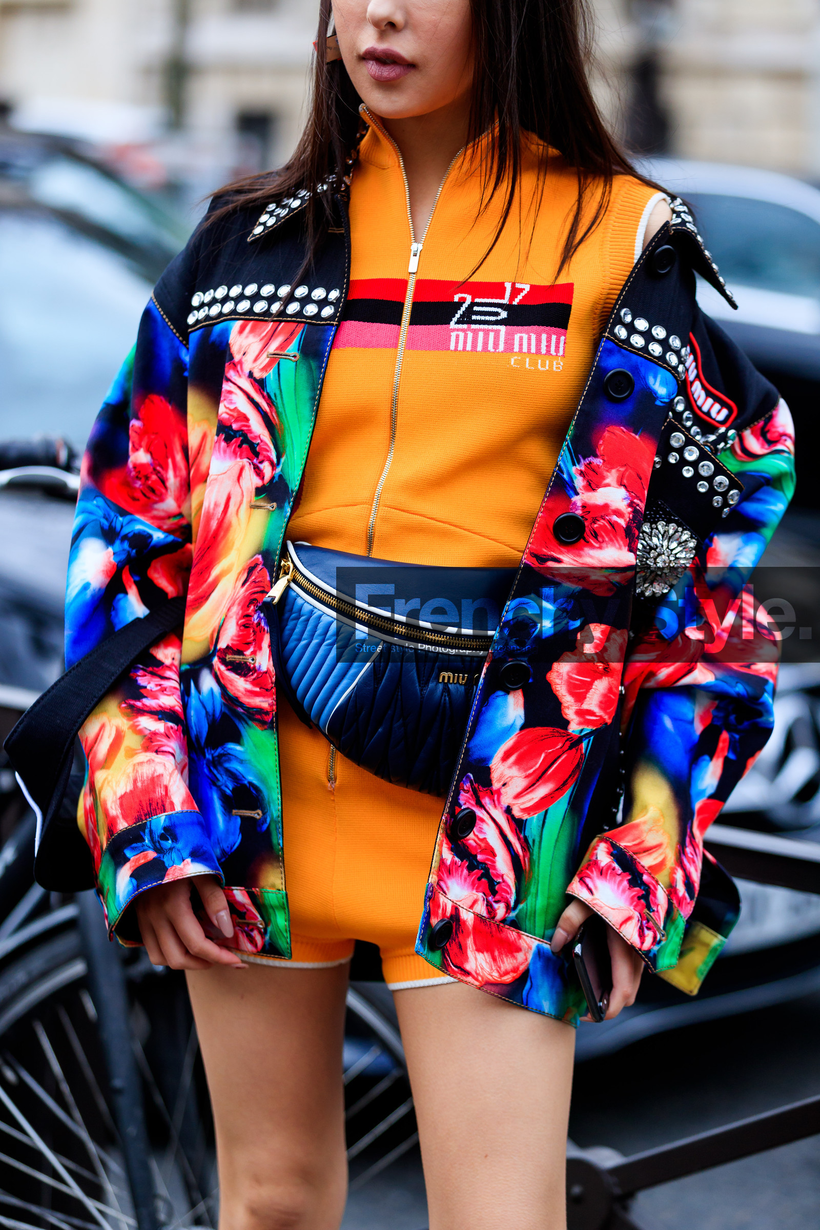 blue bag, fanny pack, floral, flowers, graphic bag, graphic jacket, leather bag, miu miu, multicolor jacket, orange shorts, orange top, printed bag, printed jacket, street style, jonathan paciullo, FW, frenchystyle, fashion week, PFW, PARIS, AUTUMN WINTER 2018-2019, FALL WINTER 2018-2019, FW 18-19, vertical, atmosphere details