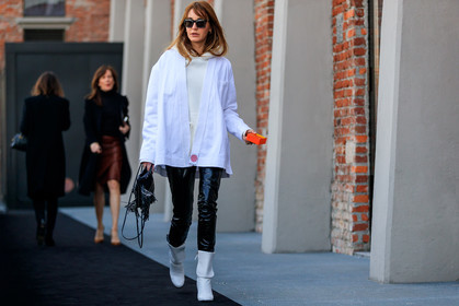 black bag, black pants, fringes, high heels, hoodie, leather bag, leather pants, leather shoes, sunglasses, trousers, umit benan, white boots, white jacket, white sweater, fashion week, frenchystyle, FW, jonathan paciullo, street style, MFW, MILAN, AUTUMN WINTER 2018-2019, FALL WINTER 2018-2019, FW 18-19, horizontal, atmosphere details, full length, ece sukan