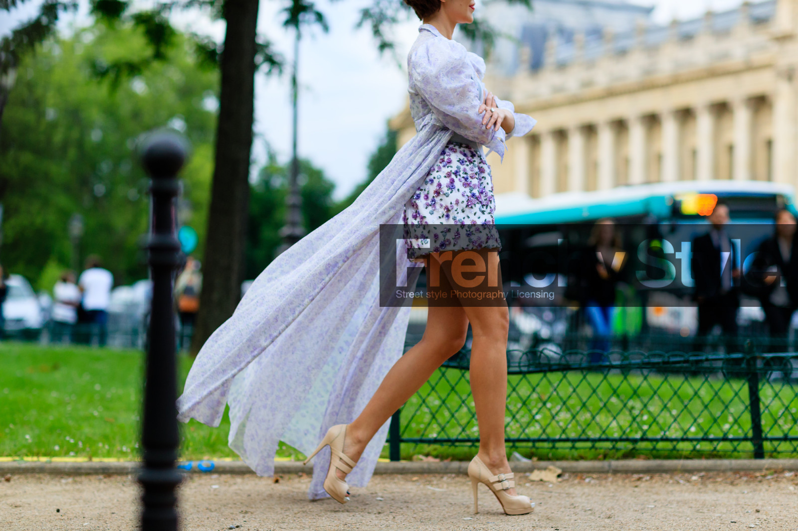 atmosphere details, AUTUMN WINTER 2016-2017, AW 16-17, beige shoes, detail, embroidered skirt, FALL WINTER 2016-2017, fashion week, floral, flower, frenchystyle, FW, FW 16-17, giambattista valli, HAUTE COUTURE, high heels, horizontal, jonathan paciullo, leather shoes, MENSWEAR, PARIS, PFW, purple coat, purple jacket, purple shirt, purple skirt, silk shirt, street style