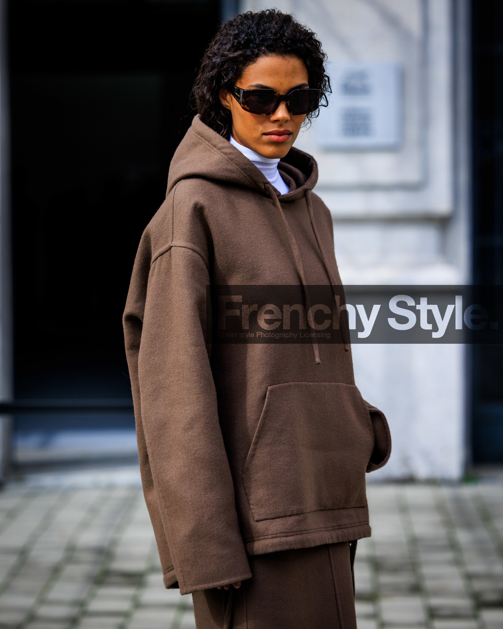 street style, jonathan paciullo, FW, fashion week, frenchystyle, MFW, MILAN, SPRING SUMMER 2024, SS 24, vertical, atmosphere details, detail