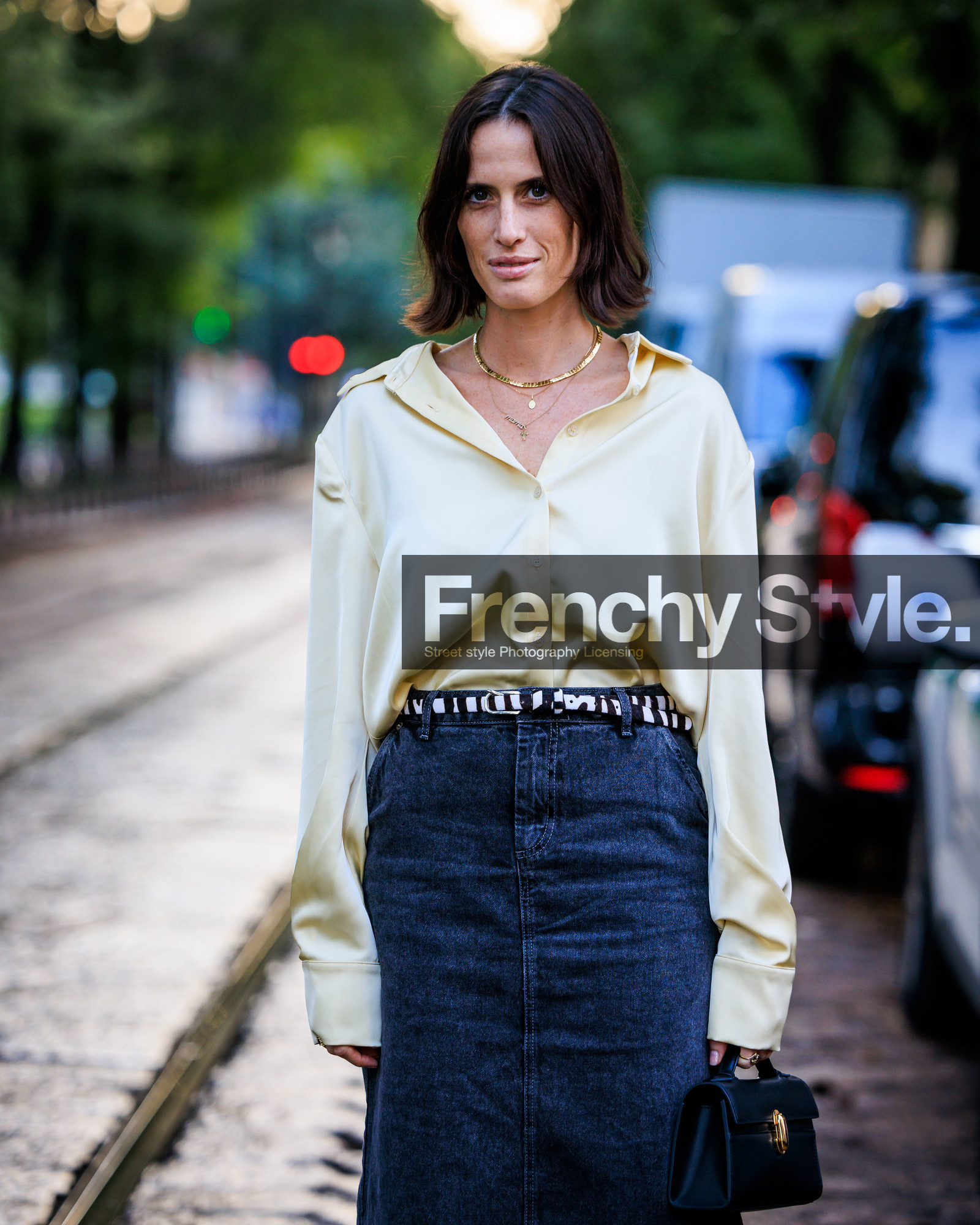 MILAN, MFW, frenchystyle, fashion week, FW, jonathan paciullo, street style, SPRING SUMMER 2024, SS 24, vertical, atmosphere details, detail