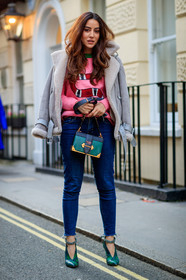 animal print, blue denim, denim pants, green bag, green shoes, grey jacket, gucci, high heels, jeans, leather bag, leather jacket, leather shoes, over the shoulder, pink sweater, prada, printed sweater, shearling, snake print, trousers, fashion week, frenchystyle, FW, jonathan paciullo, street style, LFW, LONDON, AUTUMN WINTER 2018-2019, AW 18-19, FALL WINTER 2018-2019, FW 18-19, vertical, full length, tamara kalinic