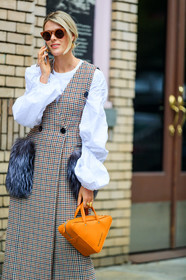 atmosphere details, balenciaga, beige dress, checked dress, detail, fashion week, frenchystyle, FW, graphic bag, houndstooth pattern, jonathan paciullo, leather bag, NEW YORK, NYFW, orange bag, plaid, sofie valkiers, SPRING SUMMER 2018, SS 18, street style, sunglasses, vertical, white shirt