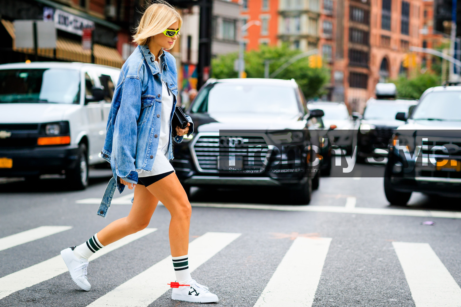 adidas, black bag, black shorts, blue denim, christian dior, denim jacket, leather bag, leather shoes, off white, sunglasses, white sneakers, white socks, xenia adonts, street style, jonathan paciullo, FW, frenchystyle, fashion week, NYFW, NEW YORK, SPRING SUMMER 2019, SS 19, atmosphere details, horizontal, full length