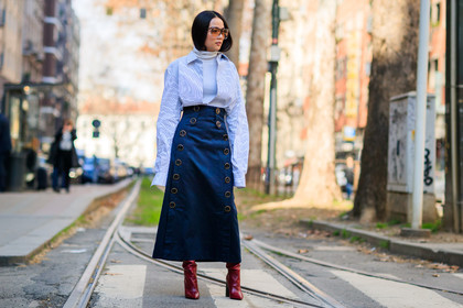atmosphere details, AUTUMN WINTER 2017-2018, AW 17-18, blue skirt, FALL WINTER 2017-2018, fashion week, frenchystyle, full length, FW, FW 17-18, high waist, horizontal, jonathan paciullo, leather shoes, long skirt, MFW, MILAN, red boots, street style, striped shirt, sunglasses, turtleneck sweater, white shirt, white sweater, yoyo cao