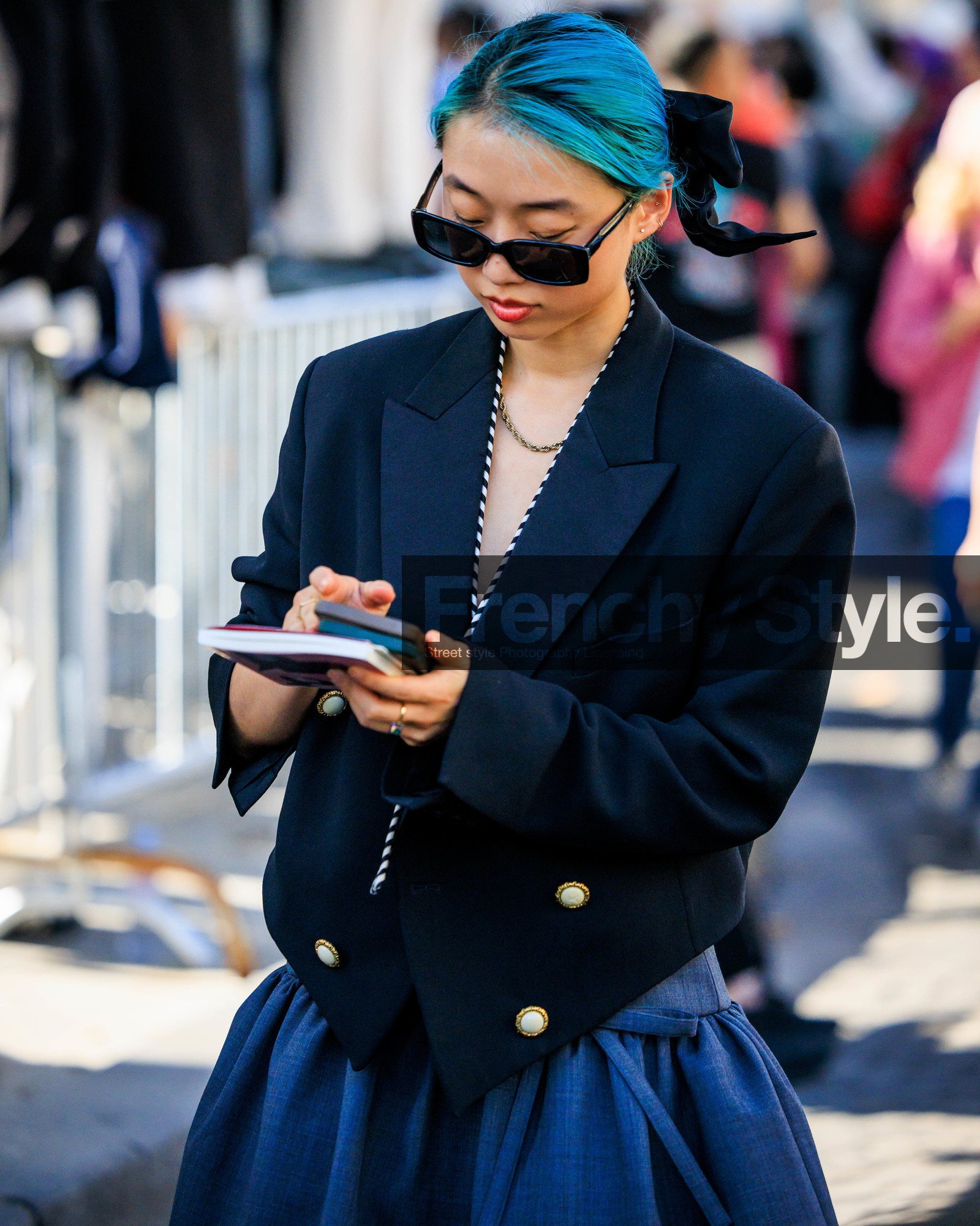 PARIS, PFW, fashion week, frenchystyle, FW, jonathan paciullo, street style, SPRING SUMMER 2024, SS 24, vertical, atmosphere details, detail
