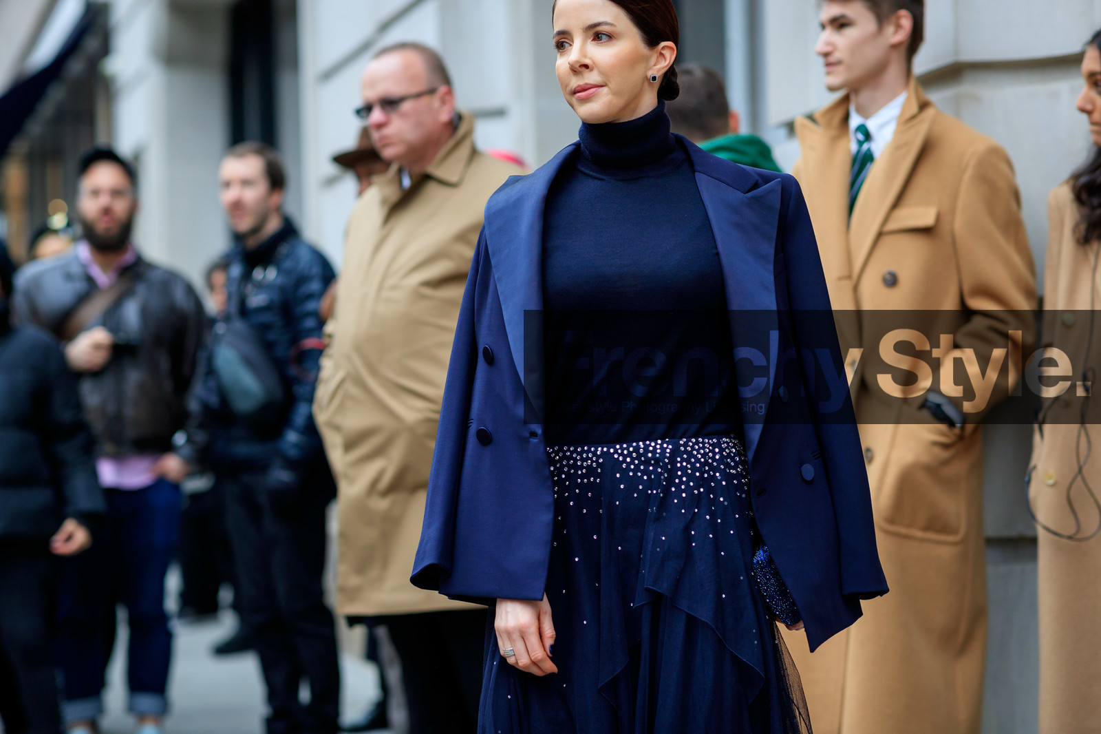 blazer, blue skirt, blue sweater, glitter, graphic skirt, navy jacket, over the shoulder, printed skirt, sequined skirt, turtleneck sweater, frenchystyle, jonathan paciullo, street style, NYFW, NEW YORK, AUTUMN WINTER 2019-2020, AW 19-20, FALL WINTER 2019-2020, FW 19-20, fashion week, FW, atmosphere details, horizontal, detail
