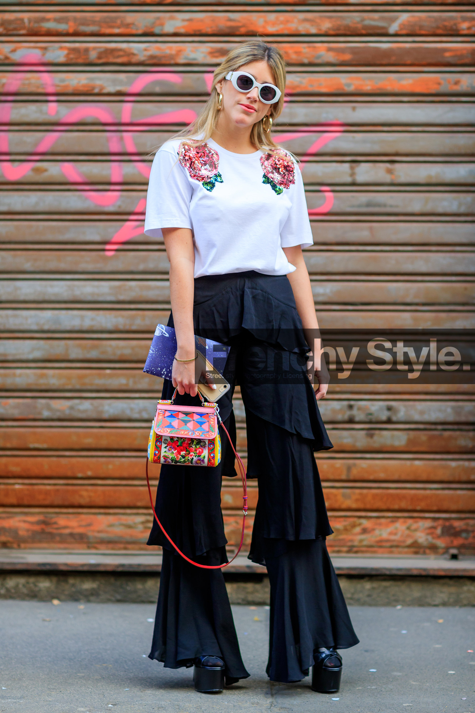AUTUMN WINTER 2017-2018, AW 17-18, black pants, black shoes, dolce & gabbana, embroidered top, FALL WINTER 2017-2018, fashion week, flower, frenchystyle, full length, fun sunglasses, FW, FW 17-18, high heels, jonathan paciullo, leather bag, leather shoes, MFW, MILAN, multicolor bag, ruffles, sequined top, street style, sunglasses, trousers, vertical, white t shirt