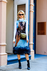 black boots, blue dress, calvin klein, caro daur, fashion week, frenchystyle, full length, FW, green bag, high heels, jonathan paciullo, leather bag, leather shoes, mansur gabriel, NEW YORK, NYFW, printed dress, SPRING SUMMER 2018, SS 18, street style, sunglasses, vertical