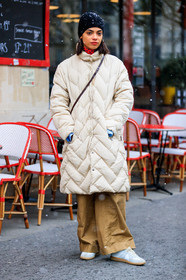 black beanie, camel pants, leather shoes, trousers, white coat, white jacket, white sneakers, fashion week, frenchystyle, FW, jonathan paciullo, street style, PFW, PARIS, AUTUMN WINTER 2018-2019, FALL WINTER 2018-2019, FW 18-19, vertical, full length