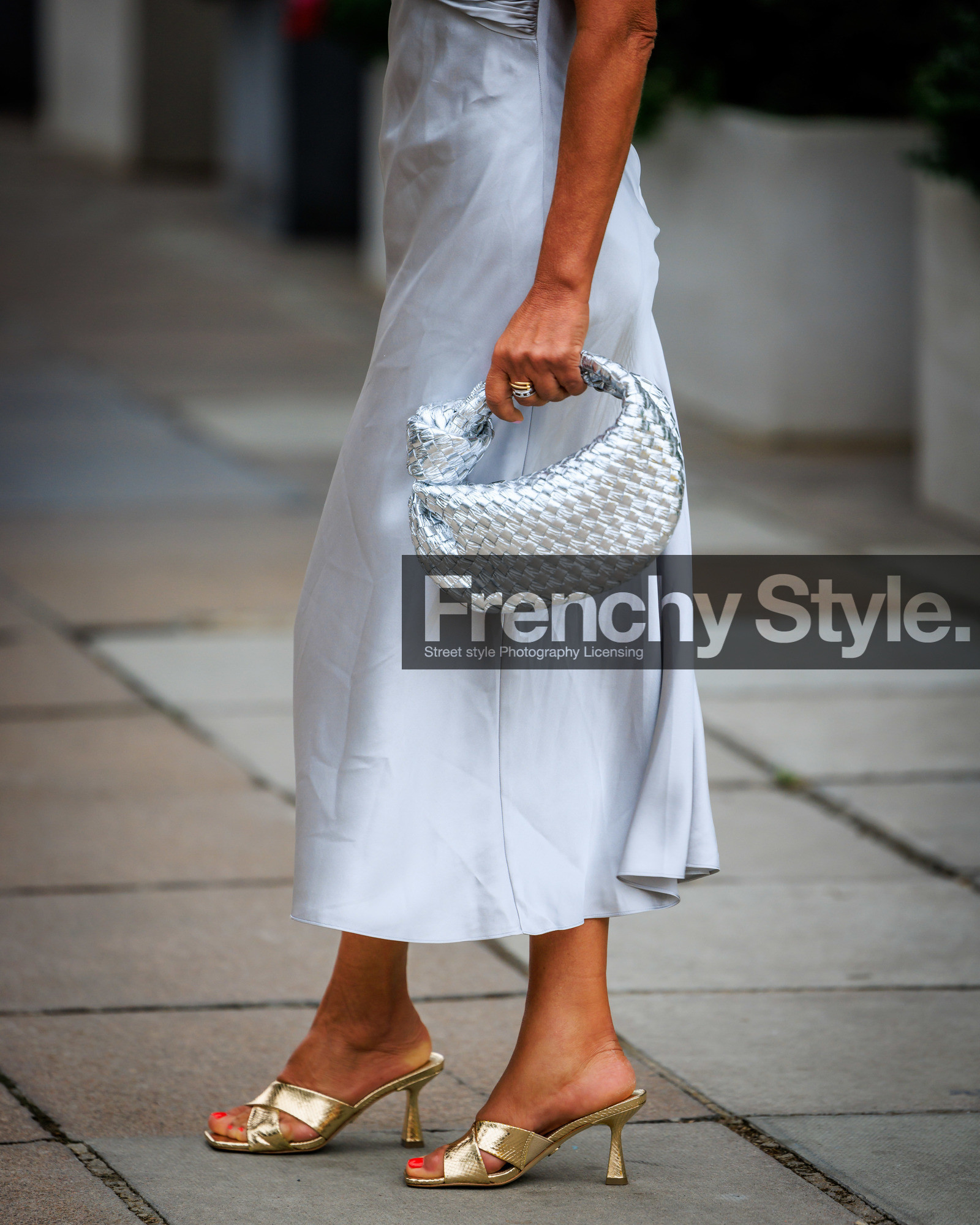 fashion week, frenchystyle, FW, jonathan paciullo, street style, LFW, LONDON, atmosphere details, detail, SPRING SUMMER 2024, SS 24