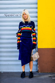 AUTUMN WINTER 2017-2018, AW 17-18, black shoes, blue denim, blue skirt, blue sweater, FALL WINTER 2017-2018, fashion week, frenchystyle, full length, FW, FW 17-18, geometric, graphic sweater, jonathan paciullo, jw anderson, leather bag, leather shoes, linda tol, MFW, MILAN, multicolor sweater, nude bag, street style, suede skirt, vertical
