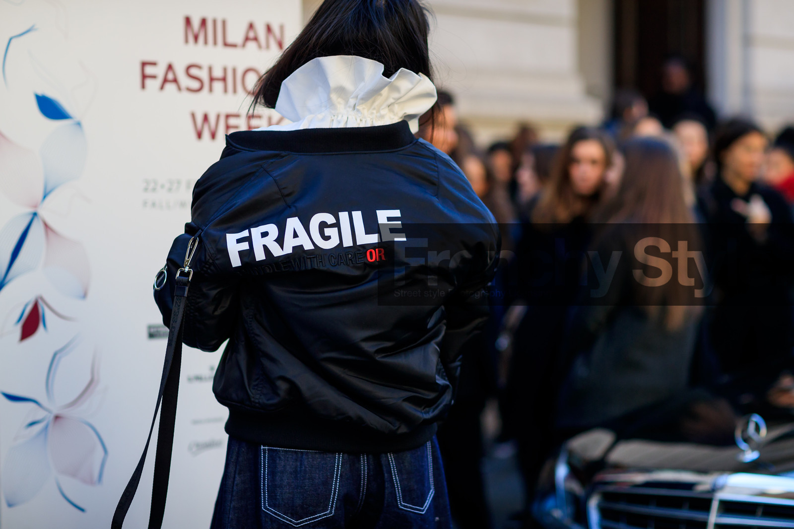 atmosphere details, AUTUMN WINTER 2017-2018, AW 17-18, back detail, black jacket, bomber jacket, collar, detail, FALL WINTER 2017-2018, fashion week, frenchystyle, FW, FW 17-18, graphic jacket, horizontal, jeans, jonathan paciullo, MFW, MILAN, printed jacket, street style, trousers