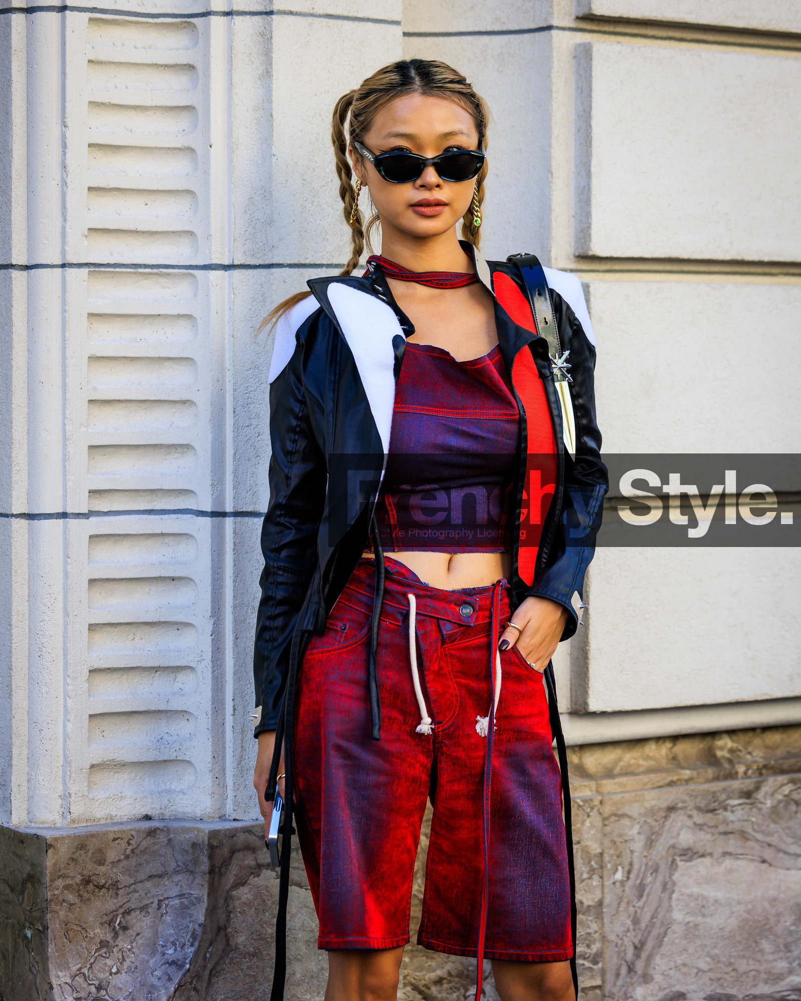 PARIS, PFW, fashion week, frenchystyle, FW, jonathan paciullo, street style, SPRING SUMMER 2024, SS 24, vertical, atmosphere details, detail