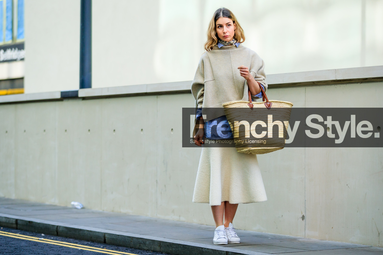 atmosphere details, AUTUMN WINTER 2017-2018, AW 17-18, basket, blue shirt, FALL WINTER 2017-2018, fashion week, frenchystyle, full length, FW, FW 17-18, horizontal, irina lakicevic, jonathan paciullo, leather sneakers, LFW, LONDON, straw bag, street style, white skirt, white sneakers, white sweater