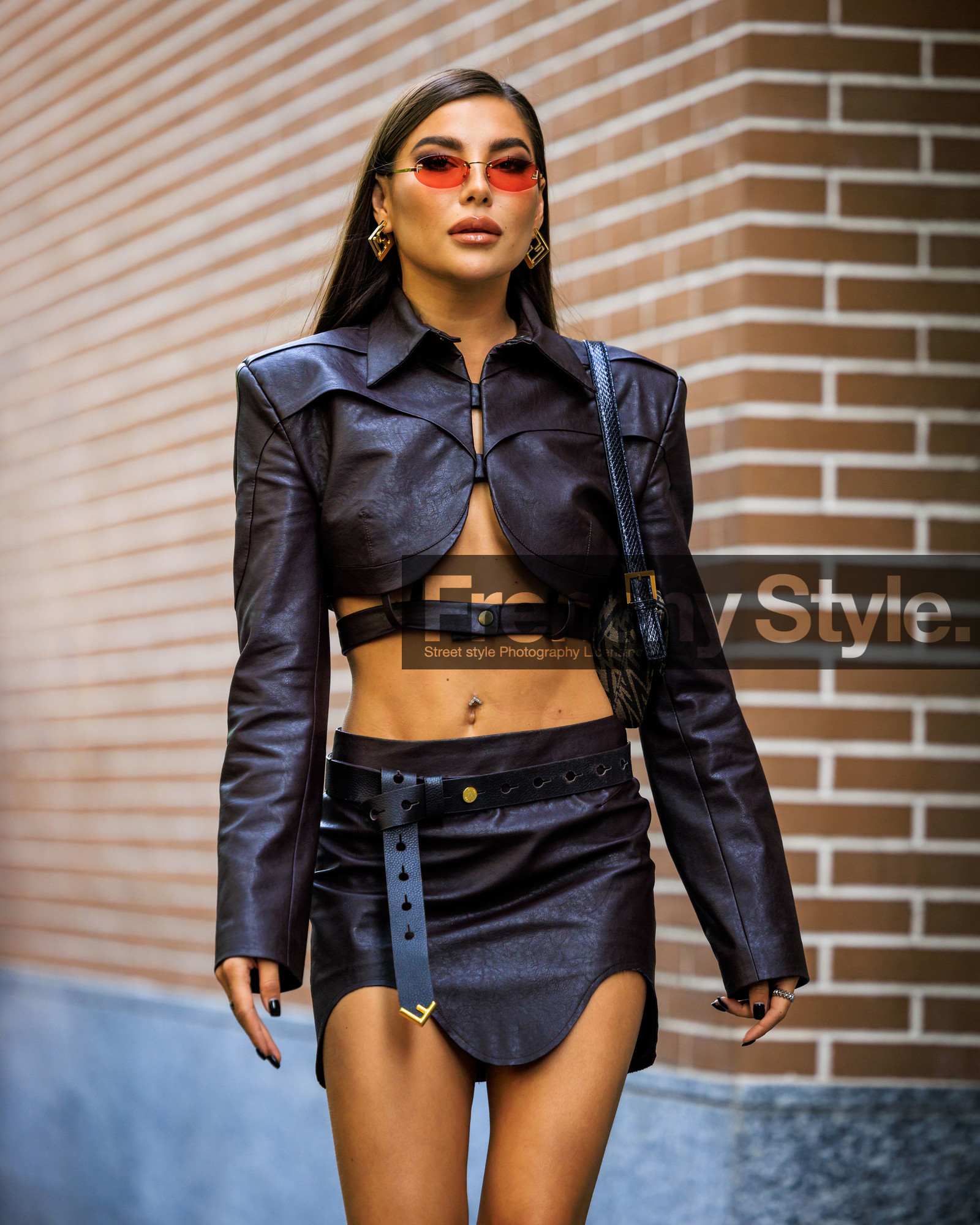 fashion week, frenchystyle, FW, jonathan paciullo, street style, MFW, MILAN, SPRING SUMMER 2024, SS 24, vertical, atmosphere details, detail