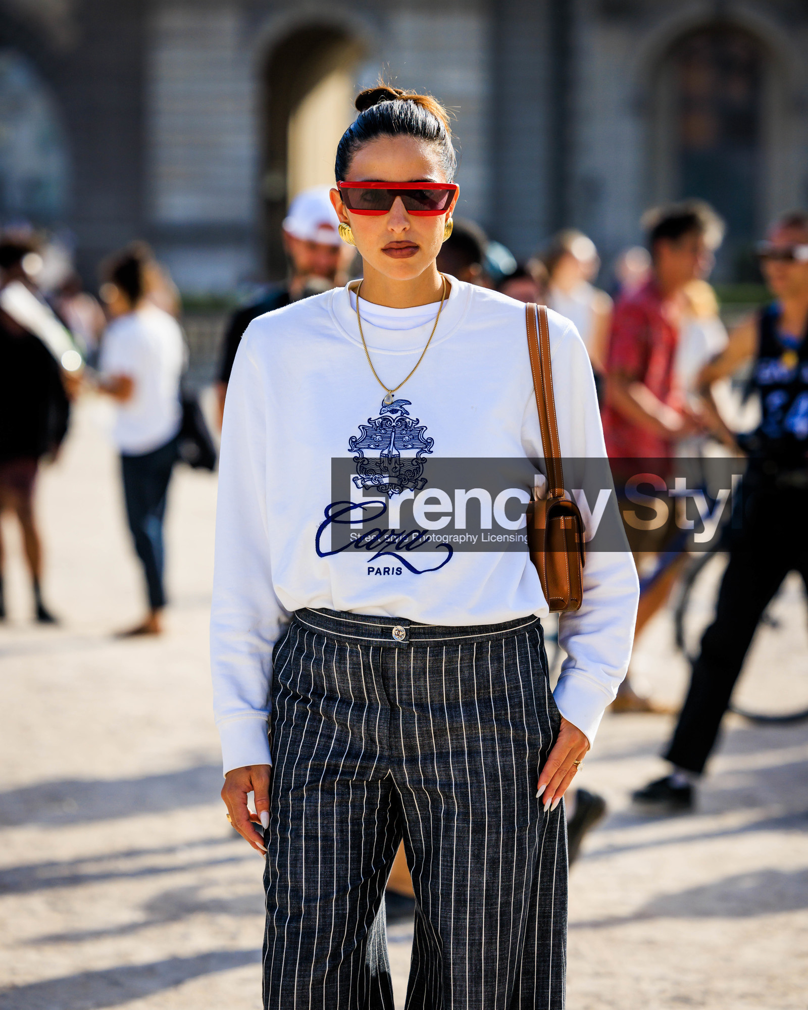 PARIS, PFW, fashion week, frenchystyle, FW, jonathan paciullo, street style, SPRING SUMMER 2024, SS 24, vertical, atmosphere details, detail