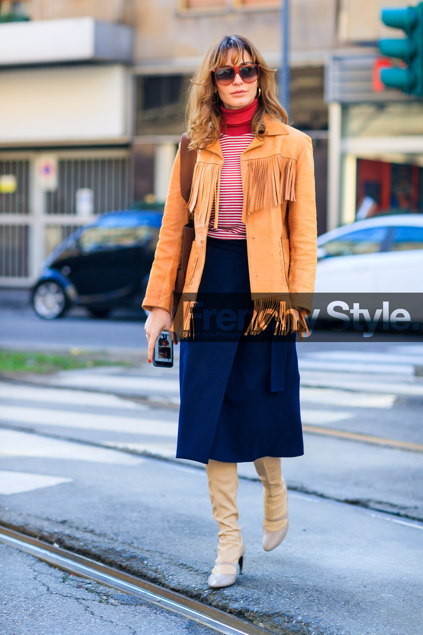 AUTUMN WINTER 2017-2018, AW 17-18, beige boots, beige jacket, ece sukan, FALL WINTER 2017-2018, fashion week, frenchystyle, fringes, full length, FW, FW 17-18, graphic sweater, high boots, jonathan paciullo, leather jacket, leather shoes, MFW, MILAN, navy skirt, printed sweater, red sweater, street style, striped sweater, suede shoes, sunglasses, vertical