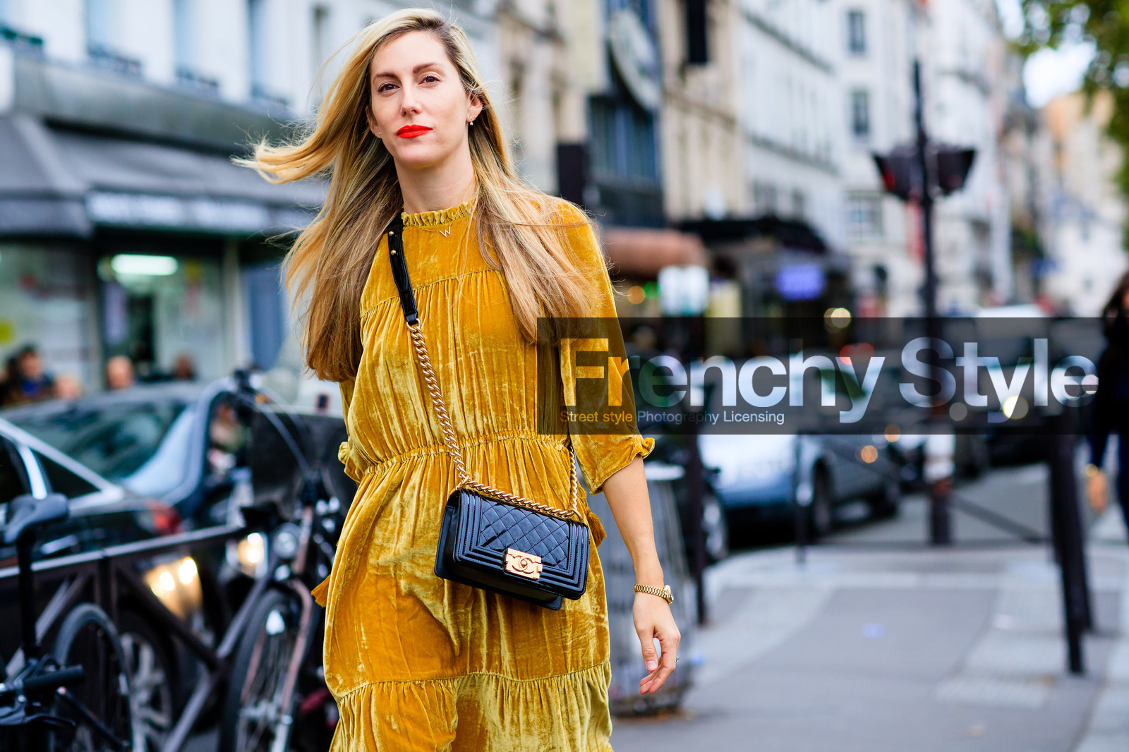 atmosphere details, black bag, boy bag, chanel, detail, fashion week, frenchystyle, FW, horizontal, joanna hillman, jonathan paciullo, leather bag, PARIS, PFW, SPRING SUMMER 2017, SS 17, street style, velvet, yellow dress